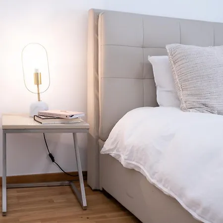 The Prime Design Neudorf - Parking Workspace Terrace Apartment *