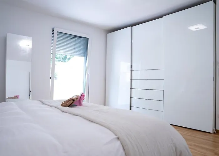 The Prime Design Neudorf - Parking Workspace Terrace Apartment *