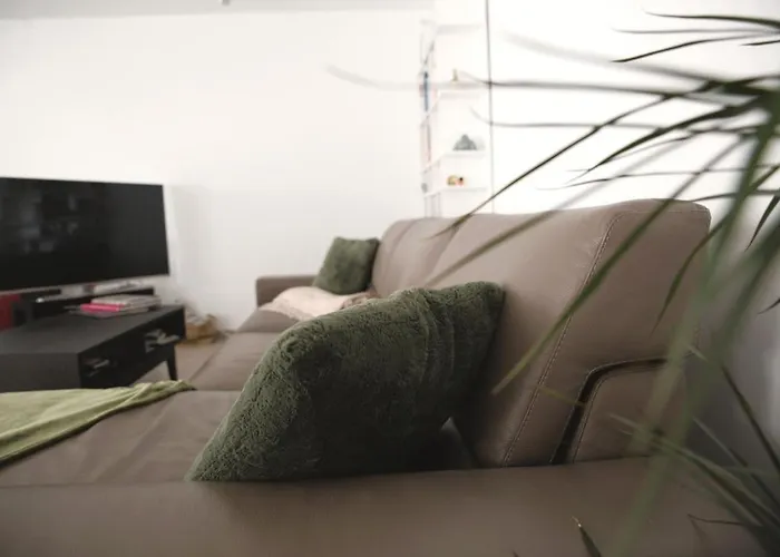 The Prime Design Neudorf - Parking Workspace Terrace *