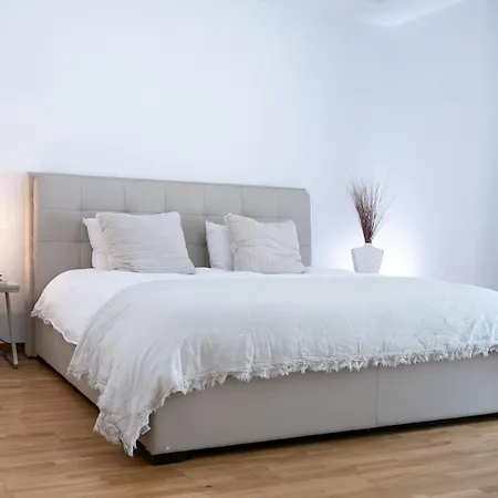 Beautiful Modern 2br With Big Terrace Apartment Luxembourg