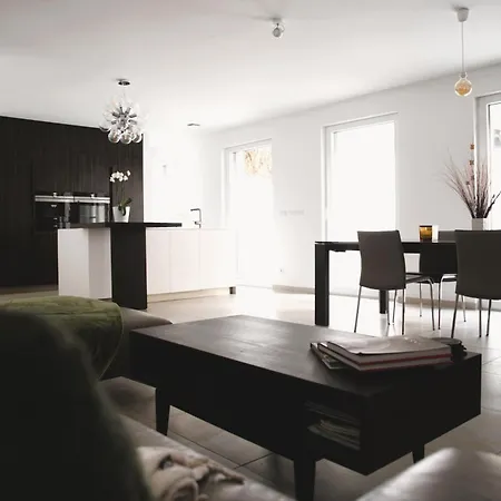 Beautiful Modern 2br With Big Terrace Apartment *