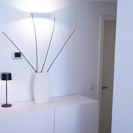 Apartment Elegant Luxury - Terrace & Prime Location