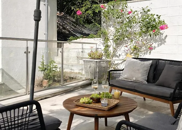 公寓 Elegant Luxury - Terrace & Prime Location