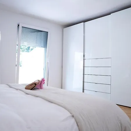 The Prime Design Neudorf - Parking Workspace Terrace Appartement *